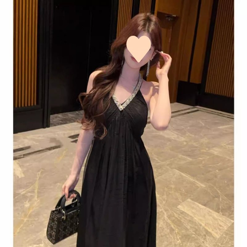 法式重工镶钻领挂脖连衣裙女夏季气质轻奢名媛感度假风长裙|undefined