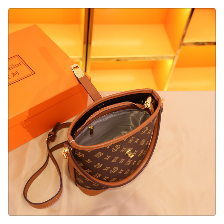 Nuova personalità stampa borsa a tracolla retrò tendenza moda borsa a secchiello di grande capacità tutto-fiammifero borsa di fascia alta femminile_voghion.com