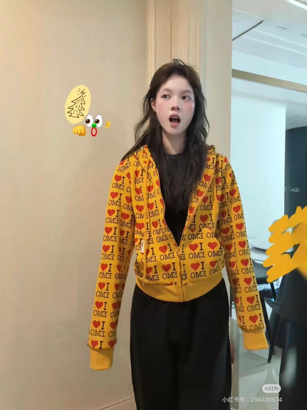 Ashley W设计师25ss早秋短款连帽印花外套|undefined