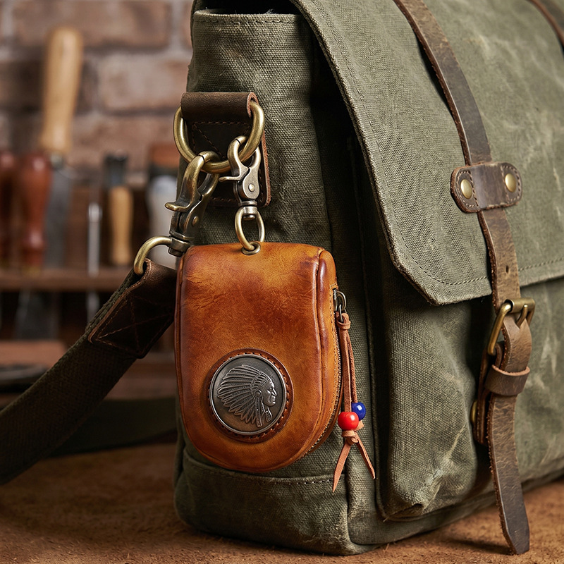 Vintage First-Layer Vegetable-Tanned Leather Waist Key Pouch for Men, Handmade Genuine Leather Coin and Key Storage Pouch, Household Key Holder