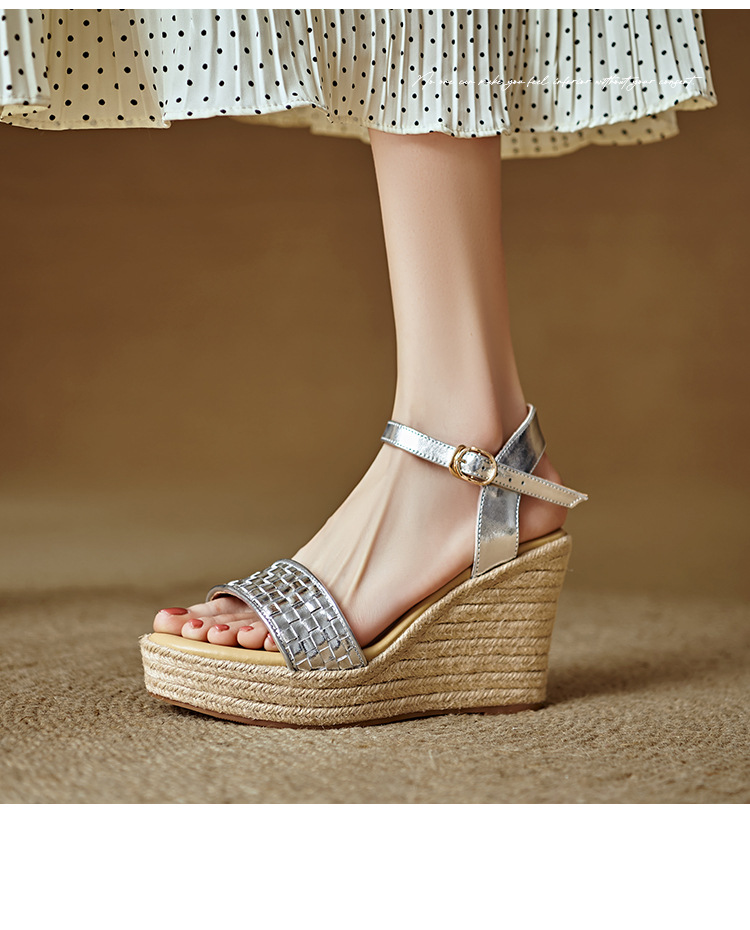 Sandal cao gót nữ quai ngang đan bện màu vàng bạc, đế xuồng đan rơm, gót 9 cm — màu vàng, bạc chi tiết 3