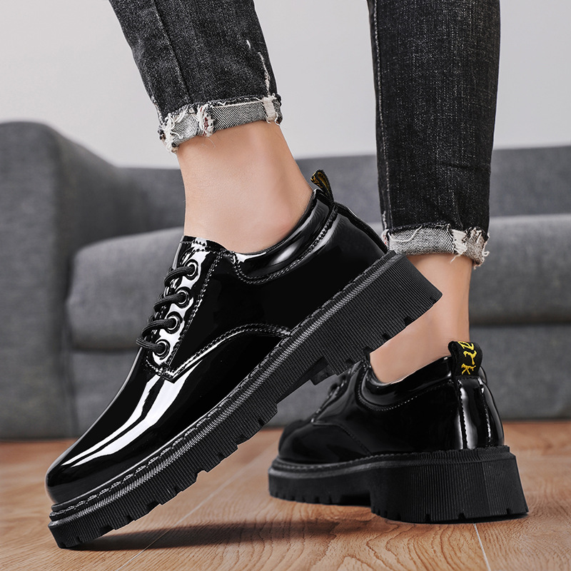 Glossy black shoes English style with shoelaces all-season for…
