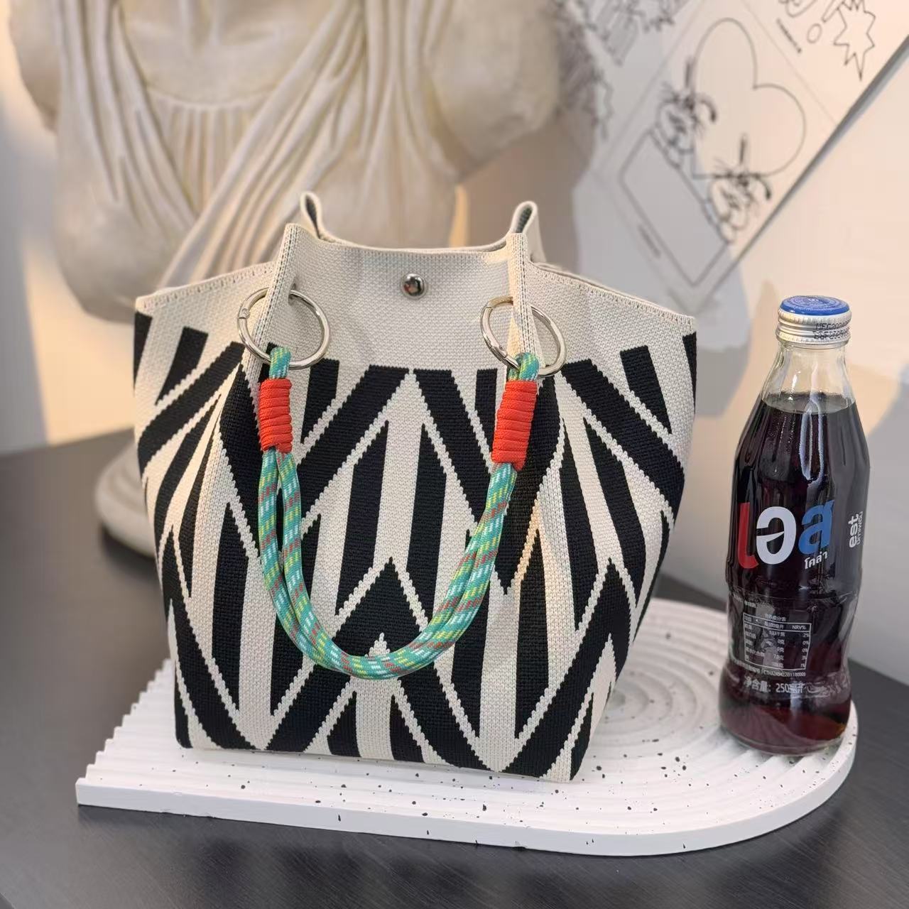 Bolsa de punto bolsas de dibujos animados para mujeres lindas bolsas de regalo de mano bolsas de bocadillos prácticas versátiles bolsas de cubo baratas gran capacidad