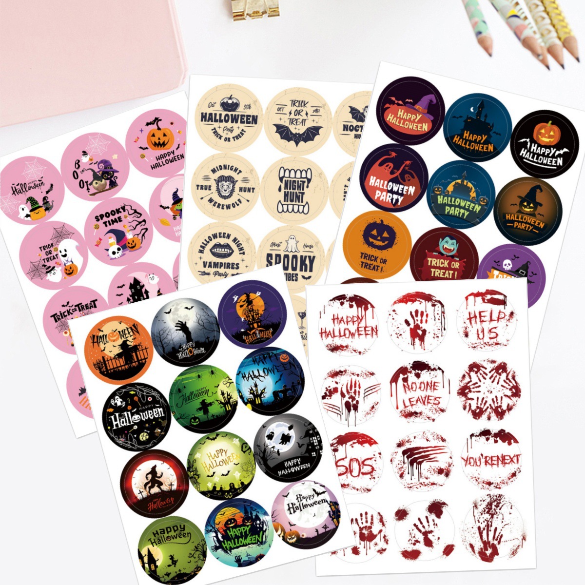 跨境万圣节南瓜幽灵蝙蝠糖果贴纸自粘贴纸圆封标签贴纸不干胶贴纸
