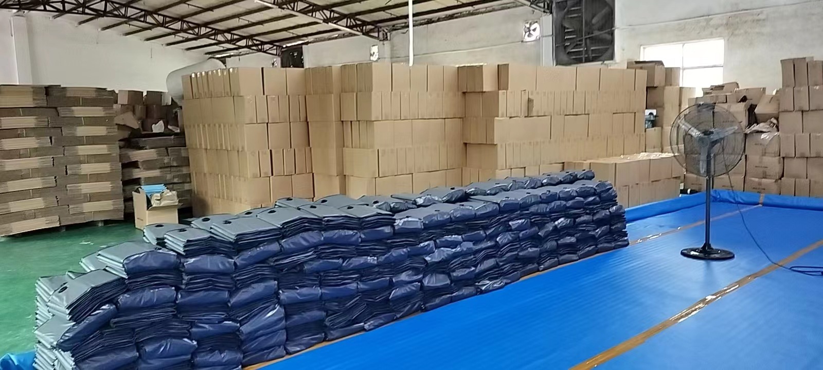 81f0c47627fb260fbe6e98f9b0ca1a