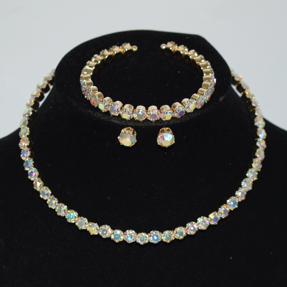 Accessory for bride, choker, bracelet, earrings, set, necklace, chain, gold and silver