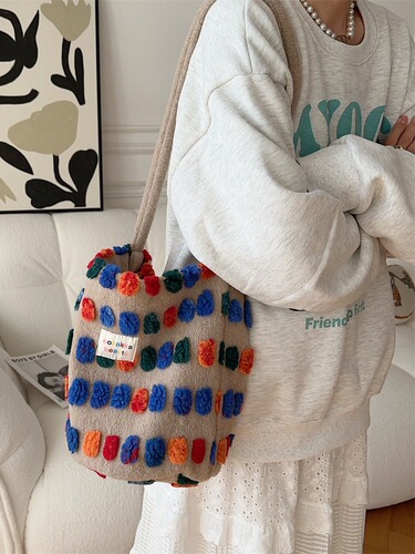 311111 Fuzzy Water Bucket Bags Women's Bags  New Model Crossbody Bags Hand-Held Single Shoulder Bags Street Collection Bags