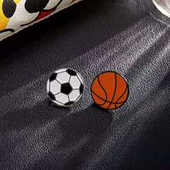 個性ins潮籃球足球胸針 卡通運動紀念品金屬徽章包包衣服裝飾品