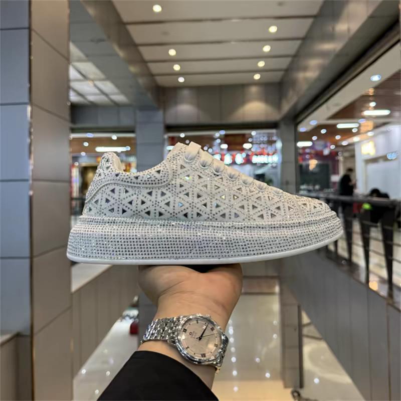 Comfortable Walking Shoes With Rhinestones And Platform Sole_voghion.com