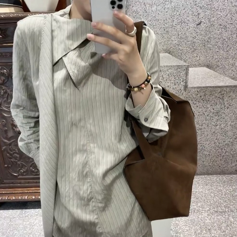 Sac à bandoulière simple en daim givré polyvalent et décontracté de l'influenceur Instagram, nouveau modèle 2024_voghion.com