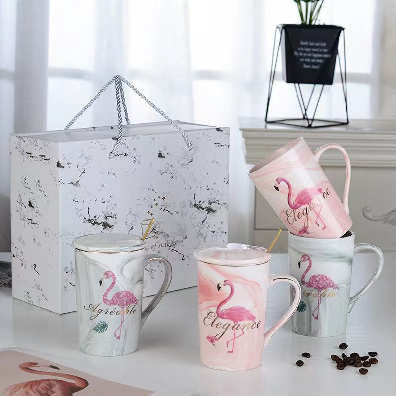 Taza de cerámica de recuerdo con tapa, cuchara, taza de agua para pareja, logotipo, taza de cerámica para el hogar, caja de regalo de café simple