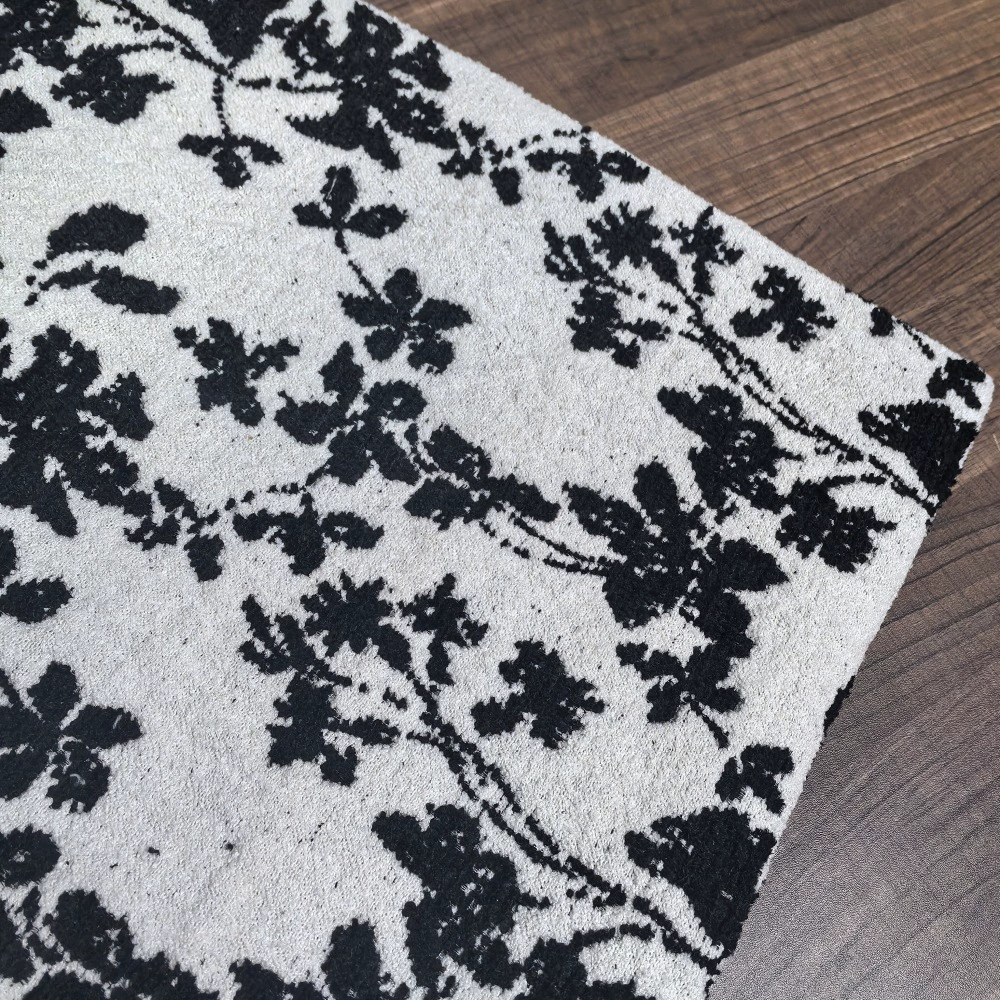 Spot chenille yarn-dyed jacquard fabric for pillows, national style new Chinese style sofa pillows, home fabrics