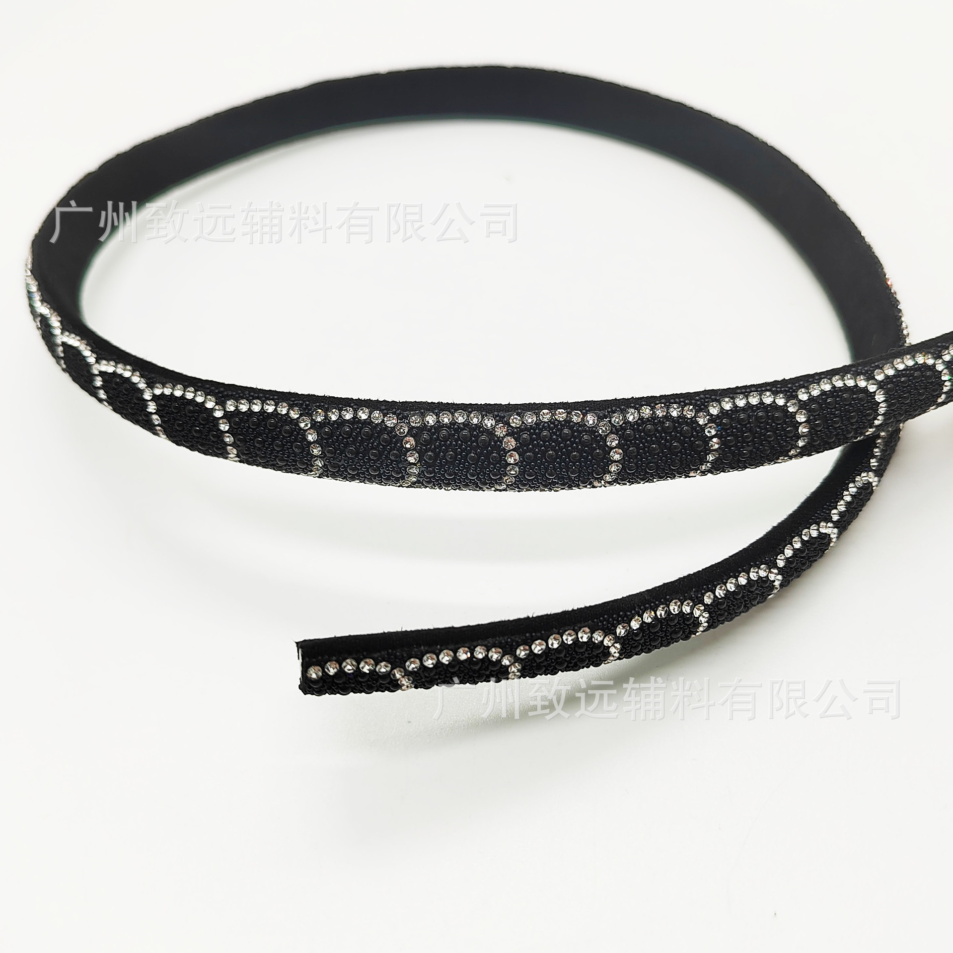 Accesorios de decoración de material de zapato de perforación caliente semicírculo tridimensional taladro de vidrio rhinestone Cordón de la correa media superficie Cordón de diamante completo cuerda de diamantes de imitación