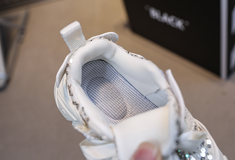 Girls Princess Sneakers With Soft Sole And Sequin Butterfly_voghion.com