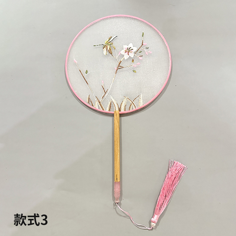 Abanico de grupo bordado Abanico redondo clásico Abanico de palacio Hanfu chino Estilo antiguo Mango largo Borla Cheongsam Ventilador de baile de seda transparente