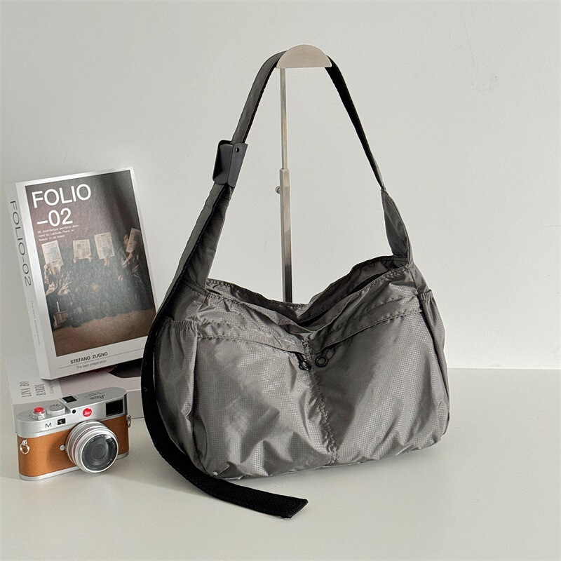 Fashion high density waterproof Oxford cloth bag 2024 new texture yoga bag men's and women's casual shoulder bag