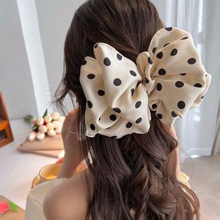 ���c������Y�A���^l�AŮ�ļ����X�׏��ɊAɭϵ�����W�t�Rβ�A