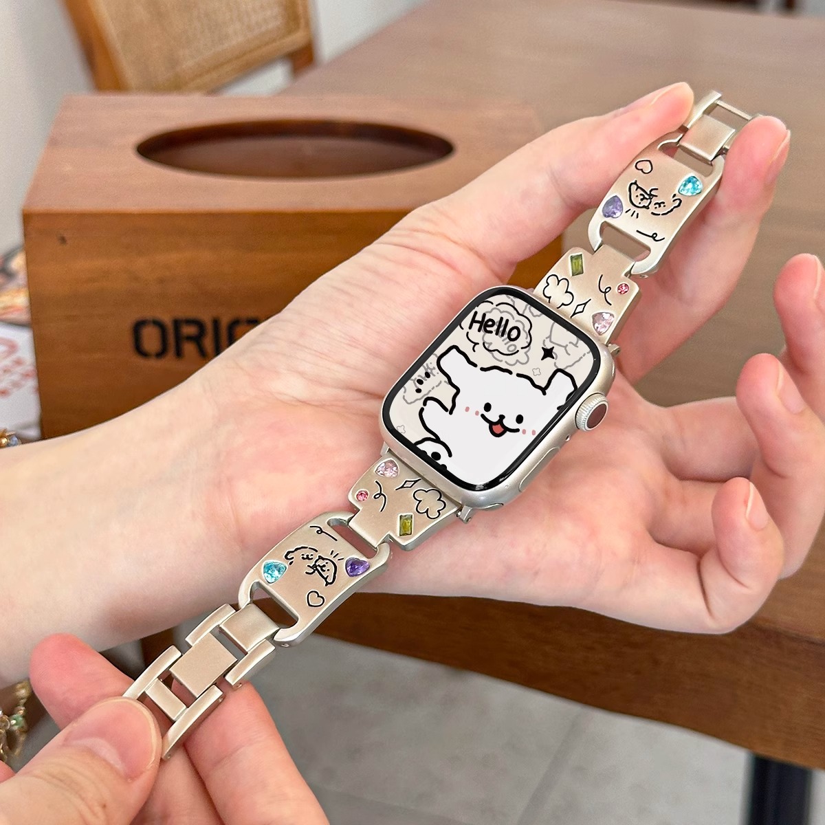 Suitable for Apple Watch S10 Strap S8 New Hug Puppy Color Diamond Classy Chain Watches9 Wristband Women's Model