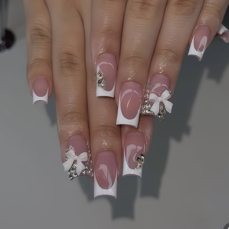 Fashionable and Simple White French-Style 3D White Bow Rhinestone Design Wearable Nail Pieces, Elegant Cross-Border Hot-Selling New Product