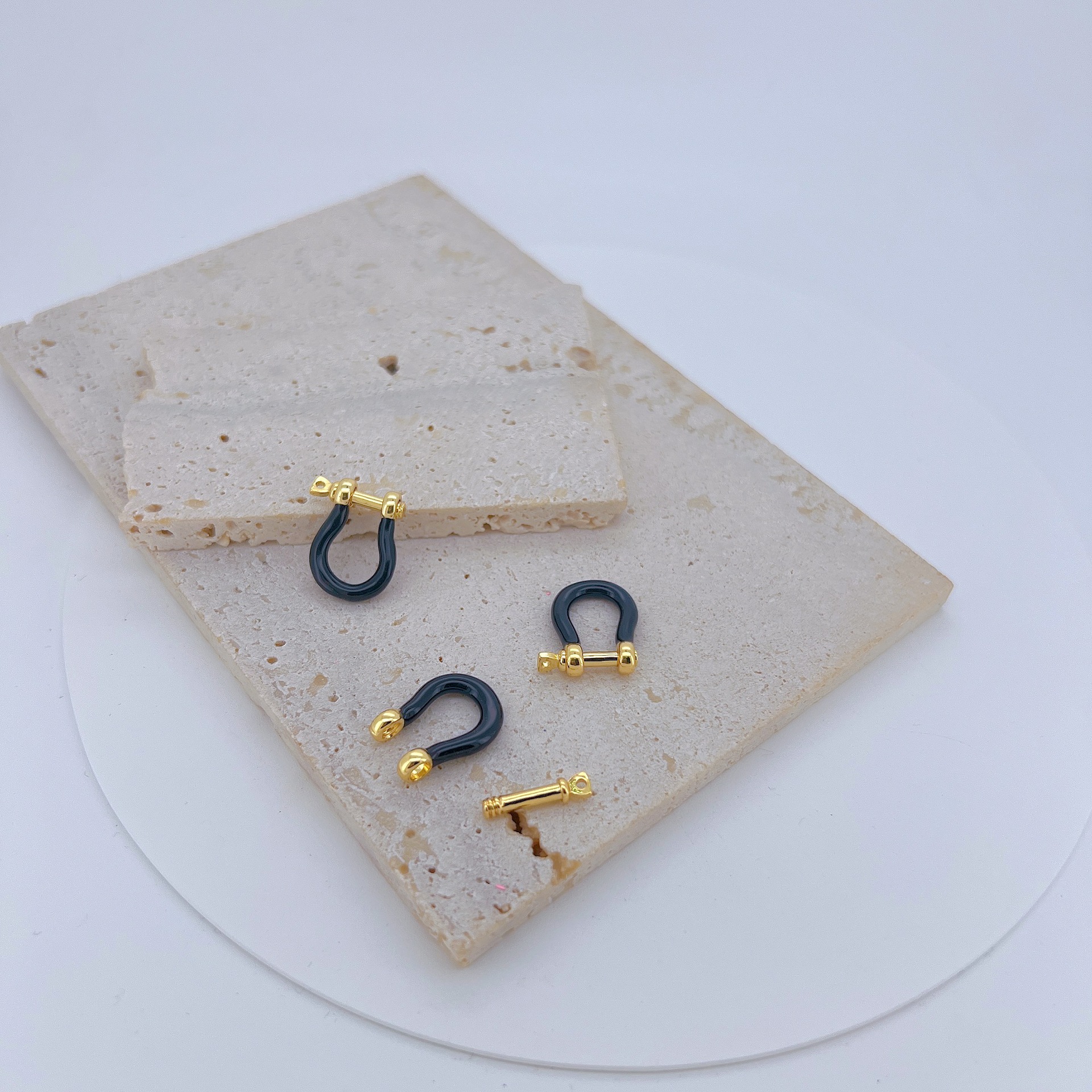 1 Piece 15*18.7mm Copper U Shape Jewelry Buckle Jewelry Accessories display picture 10