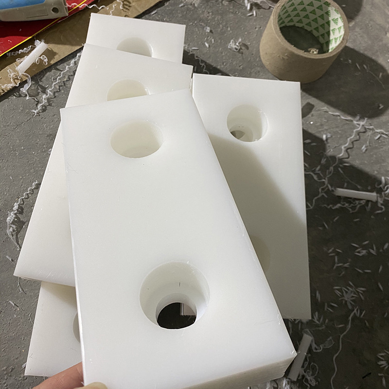 绿蓝黑色含油尼龙板棒材厂家批发pa66耐磨塑料尼龙限位块导轨链条