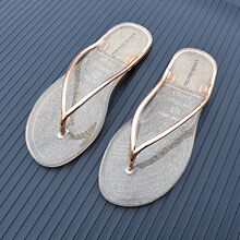 �n��͸��������Ů��ƽ���⴩ܛ�׷����A�_ֺ����Ь��߅ɳ��Ьins