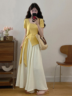 ��aŮ�b�ļ�����һ�����ֽ��������Sɫ���I����ѩ��ȹѝ�ɼ���