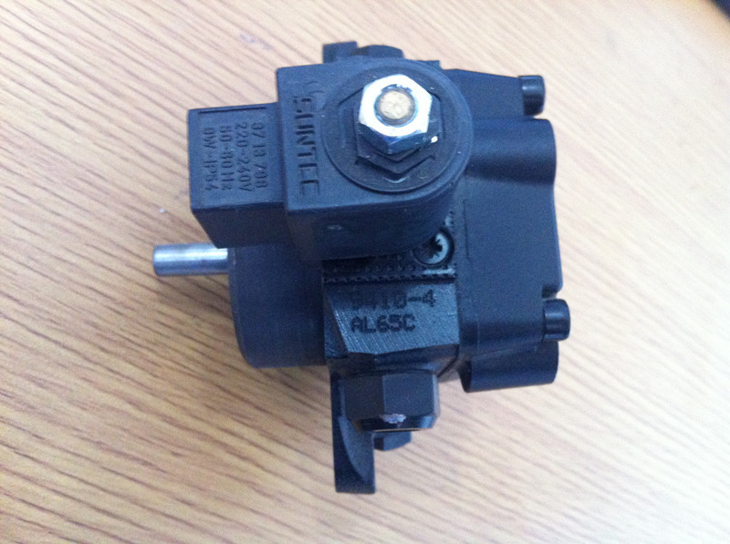 供应桑泰克油泵AE67C7361