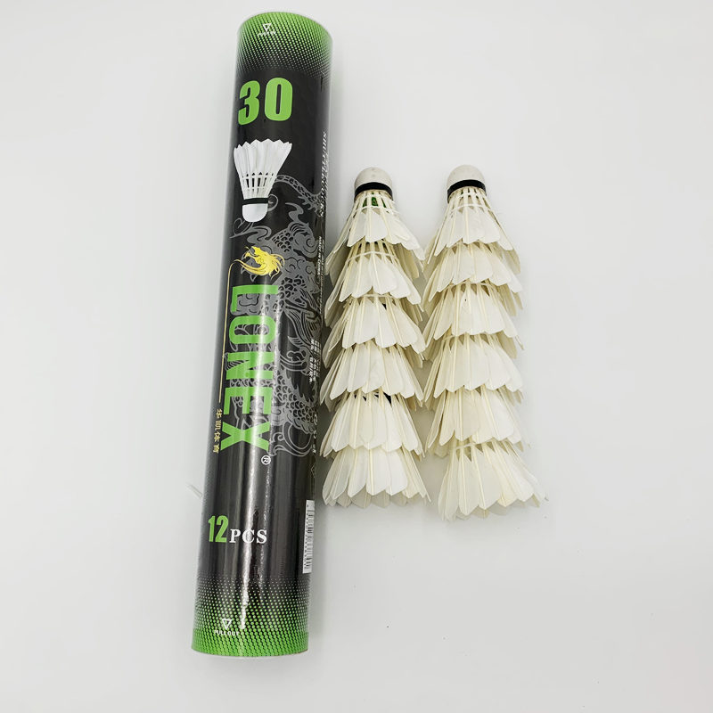 Venta al por mayor interior y al aire libre cabeza de espuma Bádminton Escuela primaria entrenamiento entretenimiento barril Bádminton