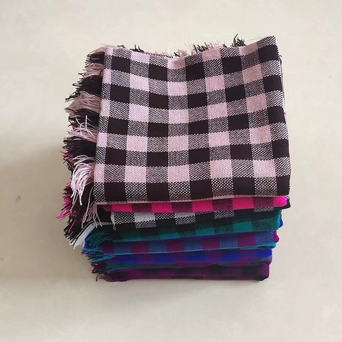 Knitted beanie scarf for women, thick and warm, suitable for middle-aged and elderly people, winter woolen scarf for women, traditional square headscarf