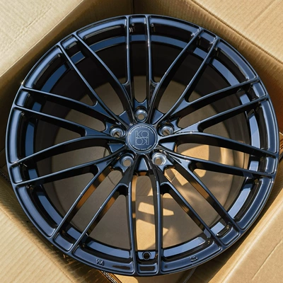 Hub suitable for Audi