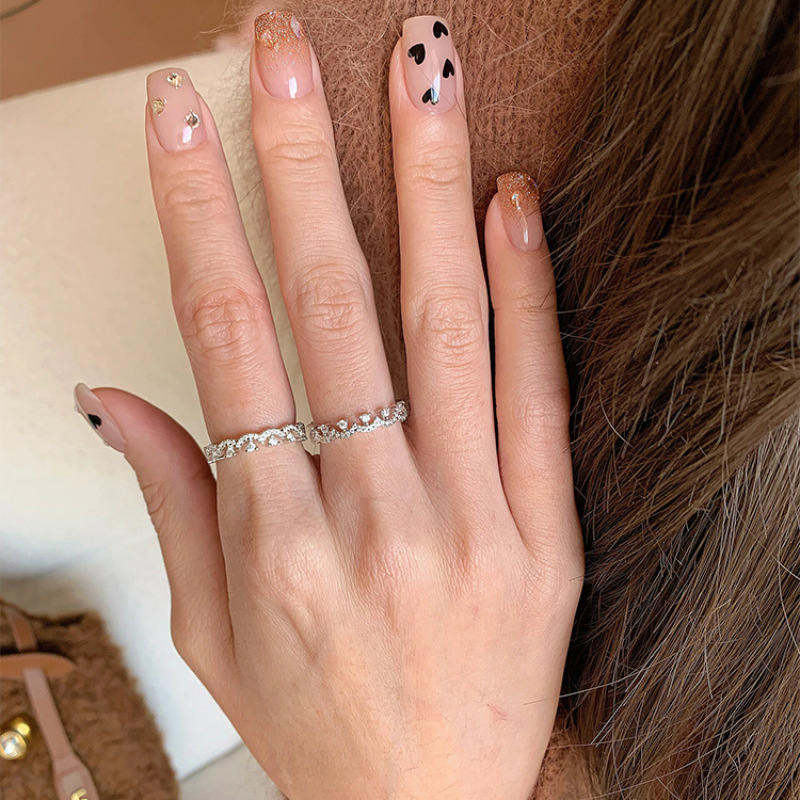 Unique Stackable Diamond Lace Ring For Women In Simple Design_voghion.com