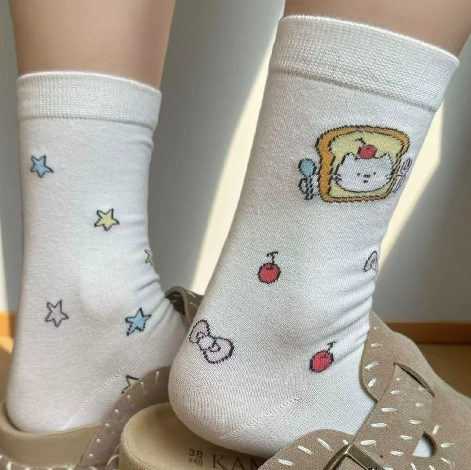 Hello Kitty, японский мультяшный бренд белые гольфы-колготки для учеников начальной школы, средняя длина, осень