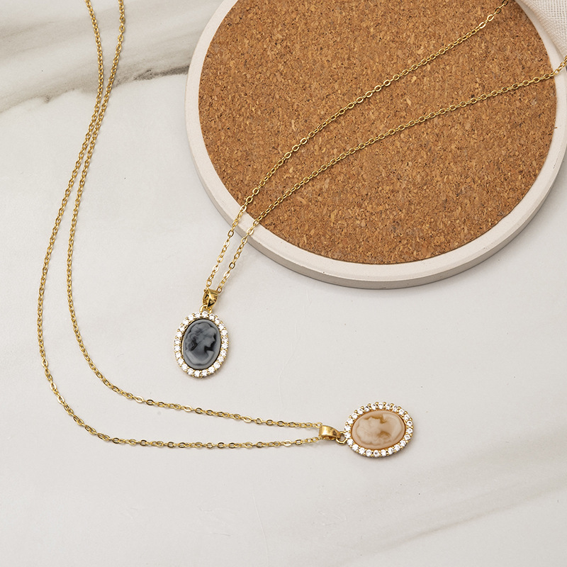 Retro Portrait Oval Copper Enamel Zircon Pendant Necklace 1 Piece