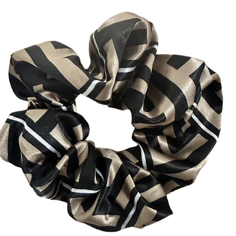 Coreano Sedding cerdo intestino grueso anillo de tela a cuadrícula personalizado mujer moda Zuma cola de caballo grasa intestino anillo de satén de color sólido anillo de pelo