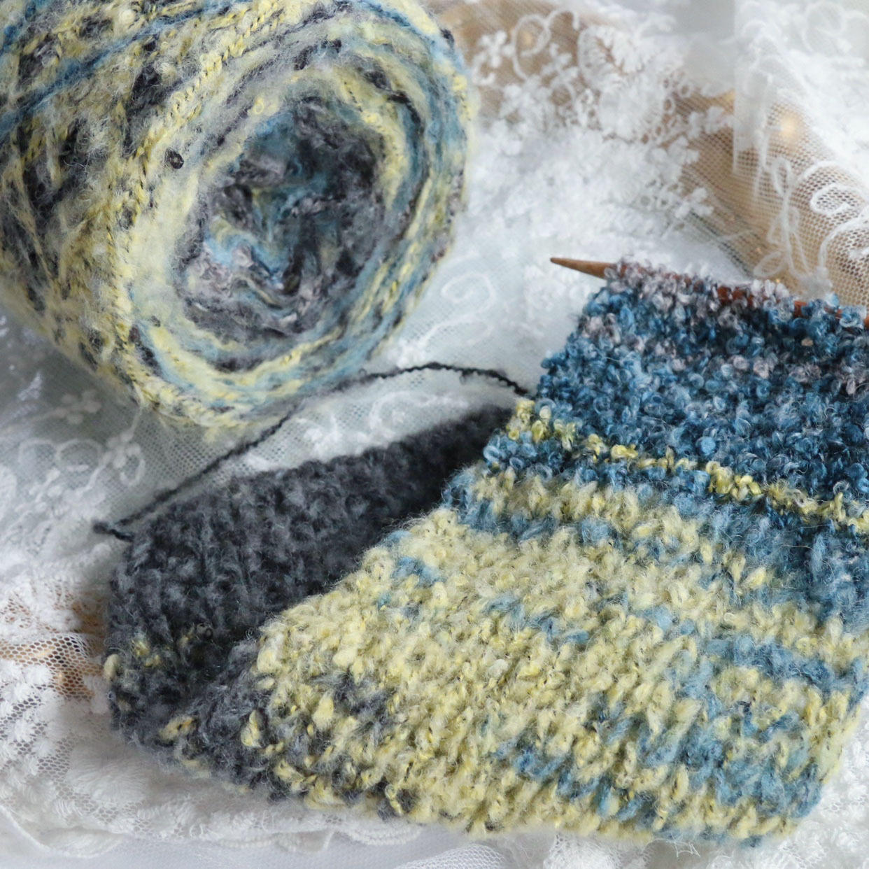 Bufanda de mohair con línea circular teñida de sección irregular de arcoíris, pintura al óleo, material DIY, línea de bufanda, línea elegante, venta al por mayor