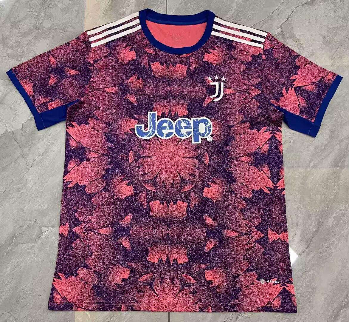 22 - 23 Juventus dos invitados
