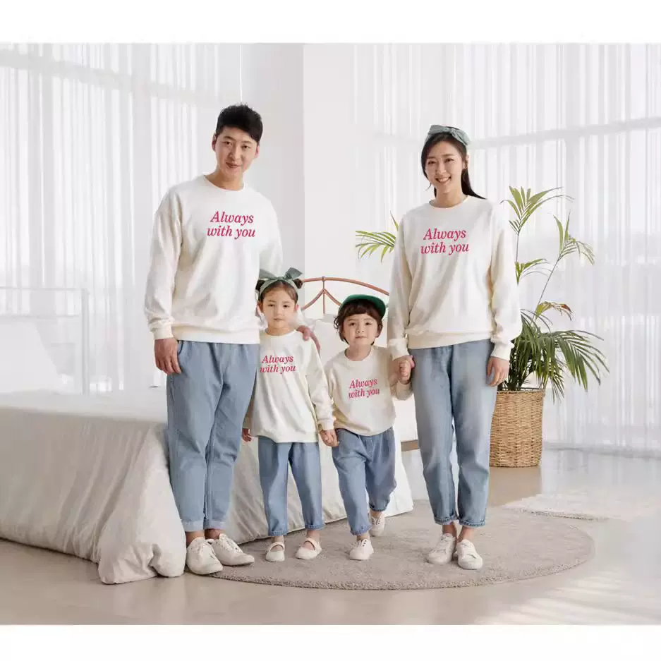 韩国亲子装秋冬加绒加厚圆领套头卫衣包屁衣一家三口拍照情侣服装