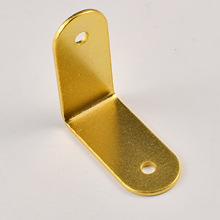 942仿金色喷漆木盒包角铁皮厚实装饰角码二边保护角39*18mm