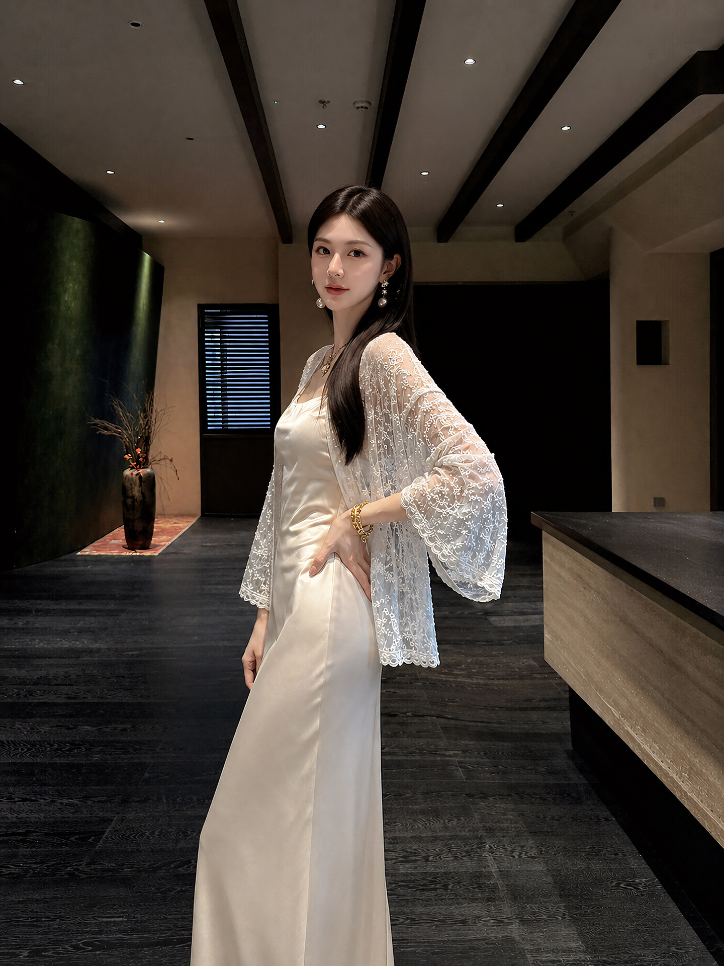 Áo sơ mi nữ dài tay thêu ren họa tiết hoa nổi, phong cách Tân Trung Hoa — Trắng sứ, Xanh mơ