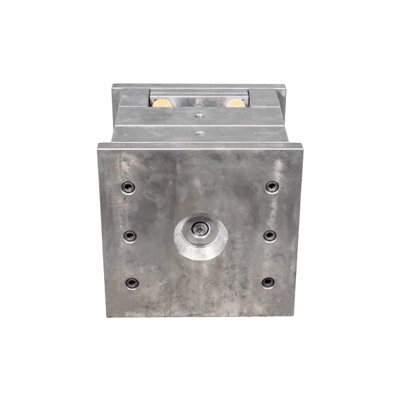 Factory injection mold processing Avtomobil hissələri qəlibləri