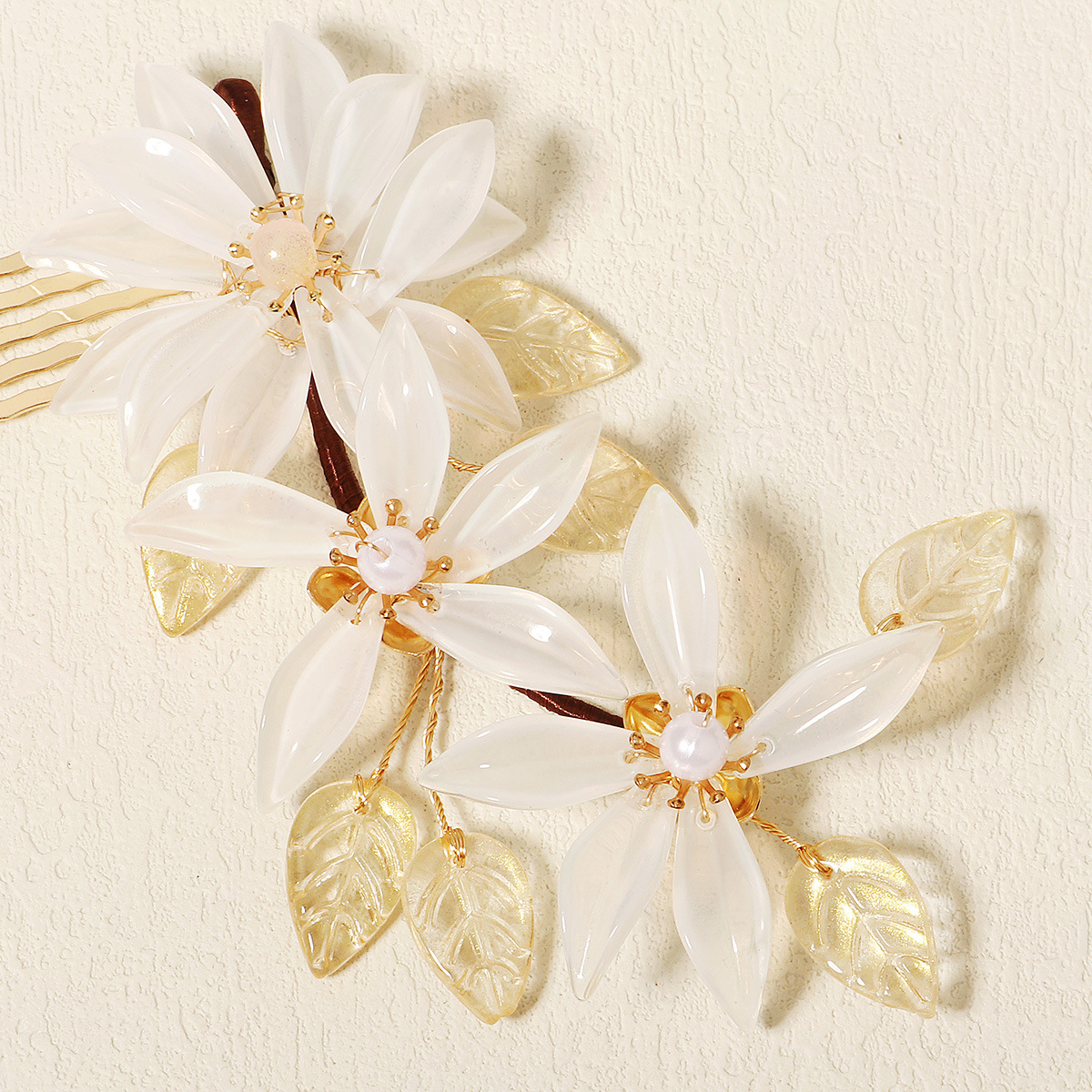 Retro Flower Rhinestone Pearl Insert comb 1 Piece