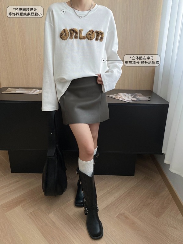 司南 早秋新款 设计感立体豹纹字母刺绣圆领宽松长袖T恤 SN7796|undefined