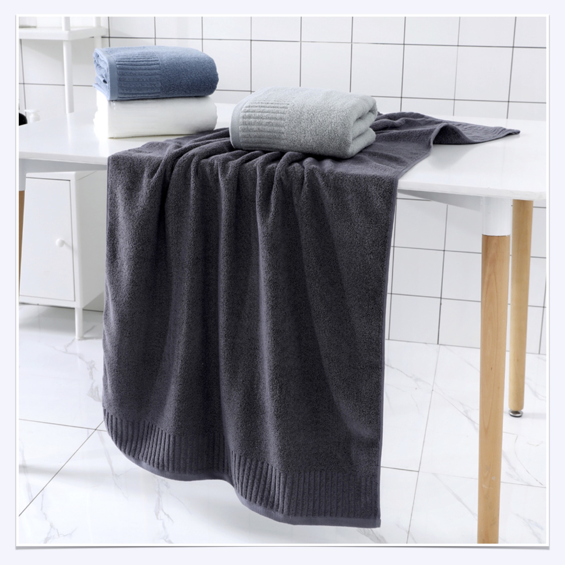 Serviette de bain de luxe en coton absorbante et séchage rapide_voghion.com