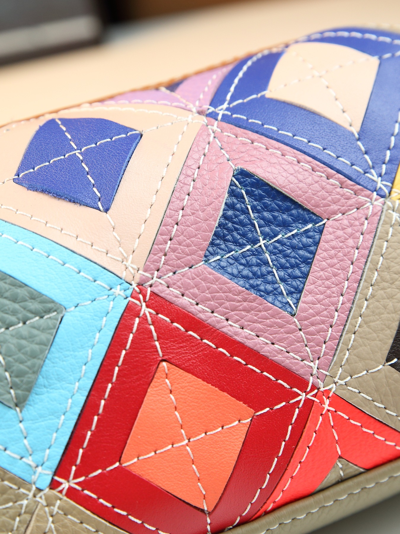 Women's Ethnic Style Colorful Plaid Leather Crossbody Shoulder Bag_voghion.com