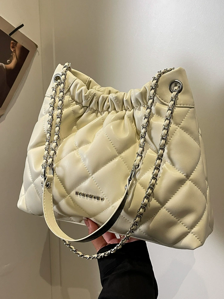 Емкий плечевой сумка, демисезонная цепь, сумка через плечо, стиль Chanel, цепочная сумка
