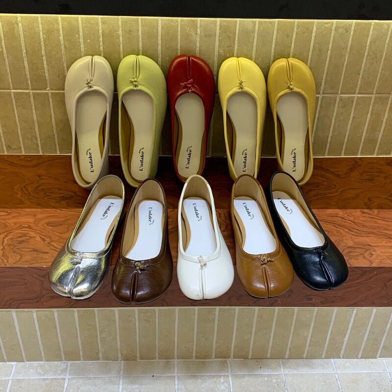 Ludake Gentle Girl Colorful Ballet Shoes Korean Style Soft Leather Split-Toe Versatile Flat Pig's Hoof Shoes Ludake Gentle Girl Colorful Ballet Shoes Korean Style Soft Leather Split-Toe Versatile Flat Pig's Hoof Shoes