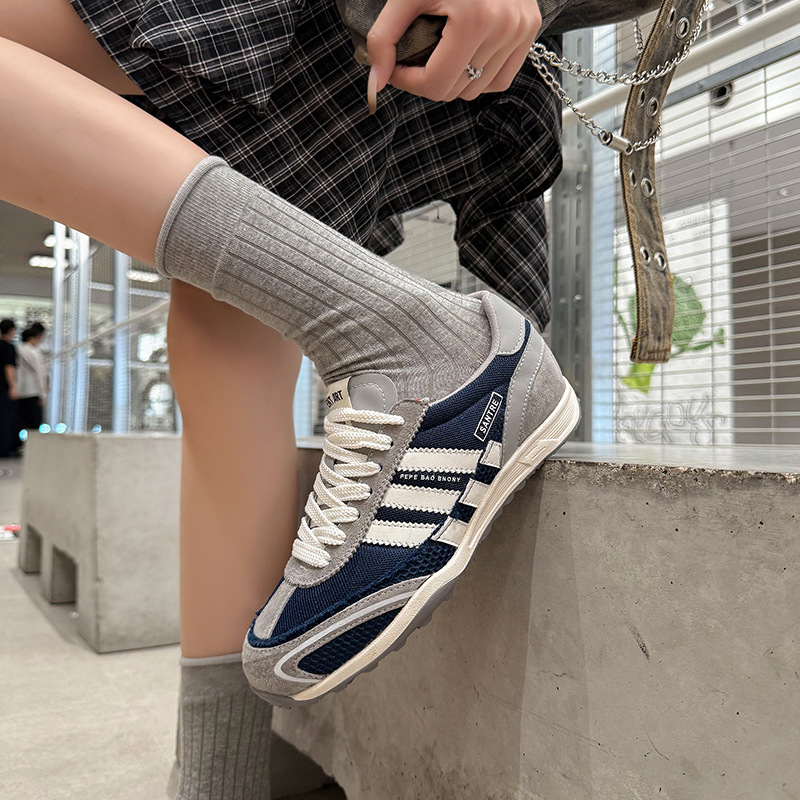 Giày sneaker nữ đế dày phong cách retro cổ điển, tăng chiều cao nhẹ, thoáng khí — xanh lam, màu đỏ