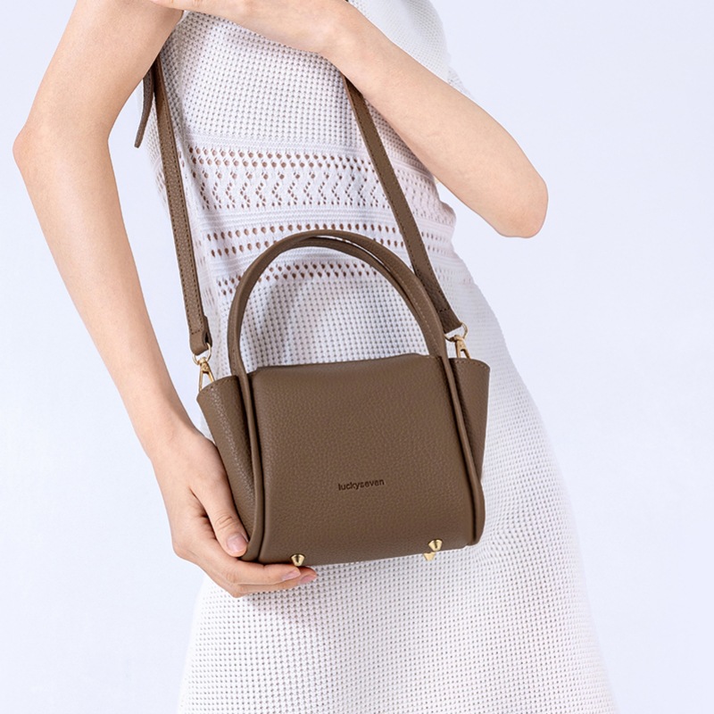 Borsa a secchiello popolare, nuovo modello 2025, semplice borsa a secchiello, design di nicchia, elegante borsa a tracolla casual per pendolari e per andare a spalla._voghion.com