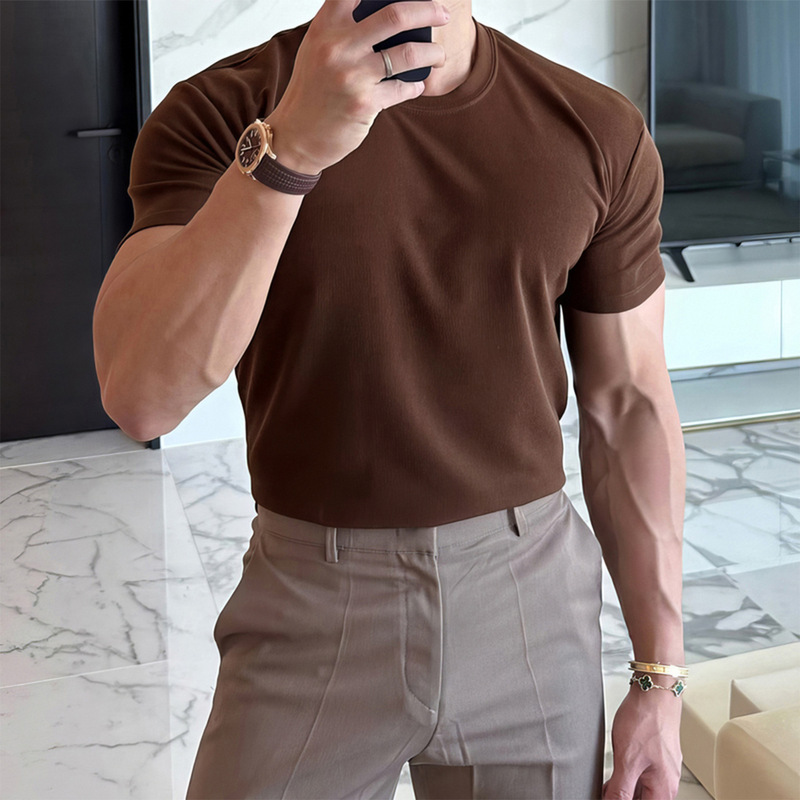 Brown Round Neck Short-Sleeved T-Shirt for Men, Summer Korean Style Fitness Sports Slim Fit Elastic T-Shirt for Men Showing Off Their Muscles Brown Round Neck Short-Sleeved T-Shirt for Men, Summer Korean Style Fitness Sports Slim Fit Elastic T-Shirt for Men Showing Off Their Muscles